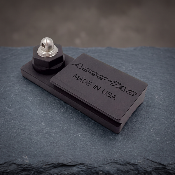 Accu-Tac ASSRA-300 Arca sling stud rail adapter, presenting an 89 x 36 mm Arca-Swiss dovetail