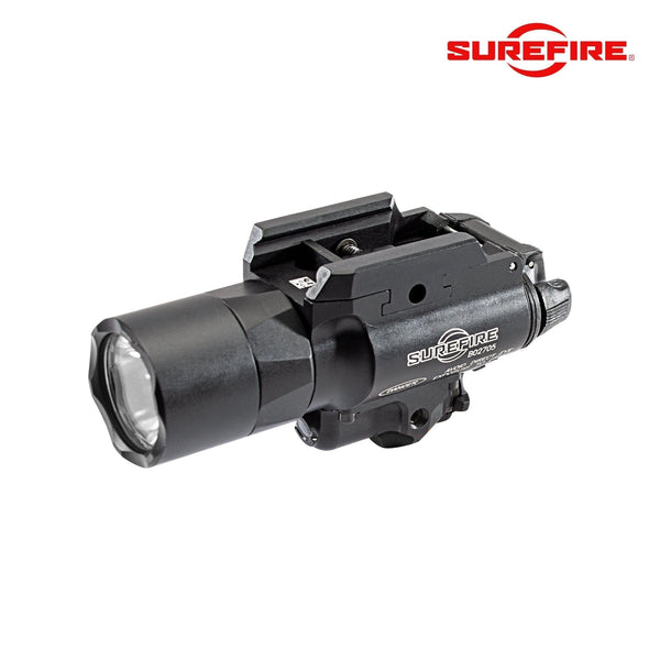 SureFire X400U-A Ultra weapon light with green laser producing 1000 lumens alongside the aiming laser