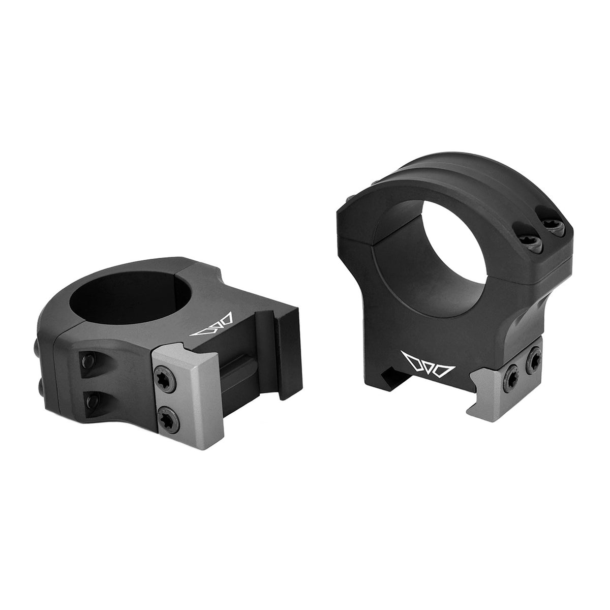 Warne HyperLite 8502M 1 inch high rings showing the grey clamping hardware